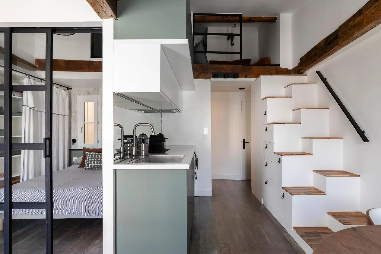 Charming Newly Renovated Apartment In The Heart Of Paris St Germain Des Pres